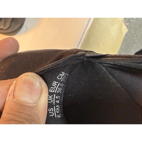 Bzees Women 6.5 Black Floral Print Diamond Cutout Heel Buckle Nugget Loafer shoe - Picture 5 of 6